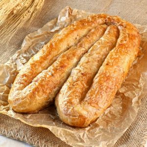 Kıymalı Kol Böreği